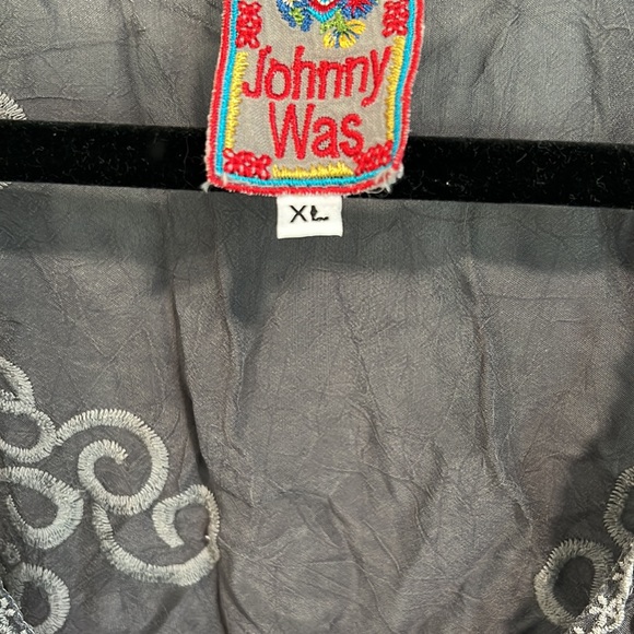 Johnny Was Gray Embroidered Blouse 👚 - Picture 2 of 13
